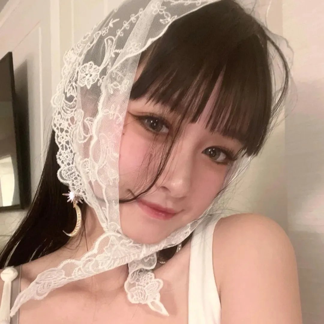 借着雨点说爱你海报