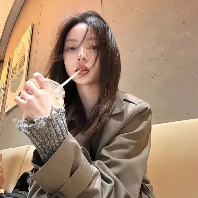 钢铁少女团2海报