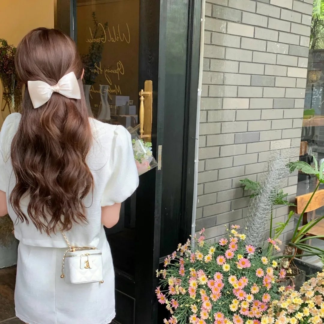 温暖在人间海报