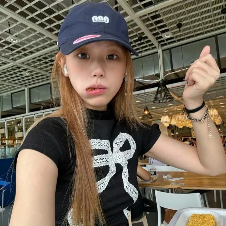 眨眼廿年海报